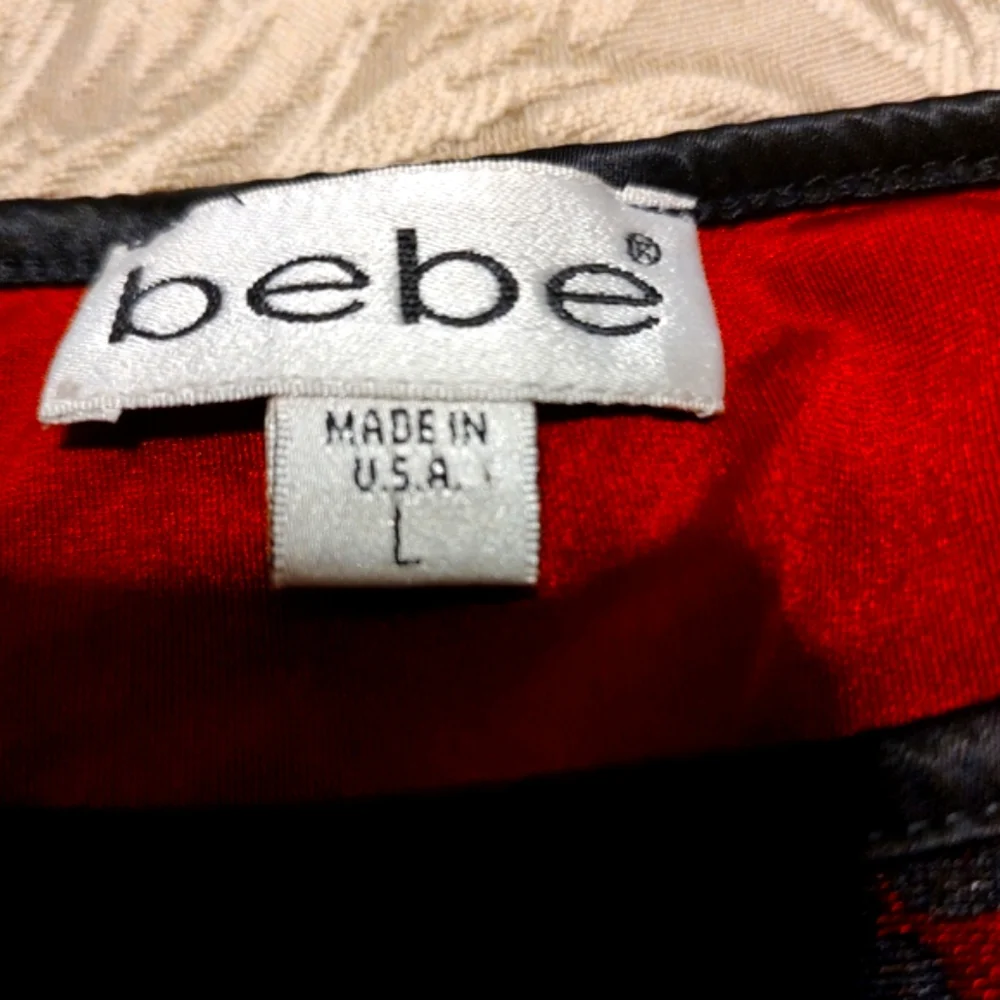 🐈‍⬛🎀🐈‍⬛ Sultry Gothic Bebe Black Floral Velvet & Crimson Scarlet Red Top - LJ - Picture 10 of 12